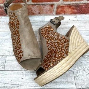 Custom Embellished Tan/Wedges with Brown/Gold Leopard Pattern